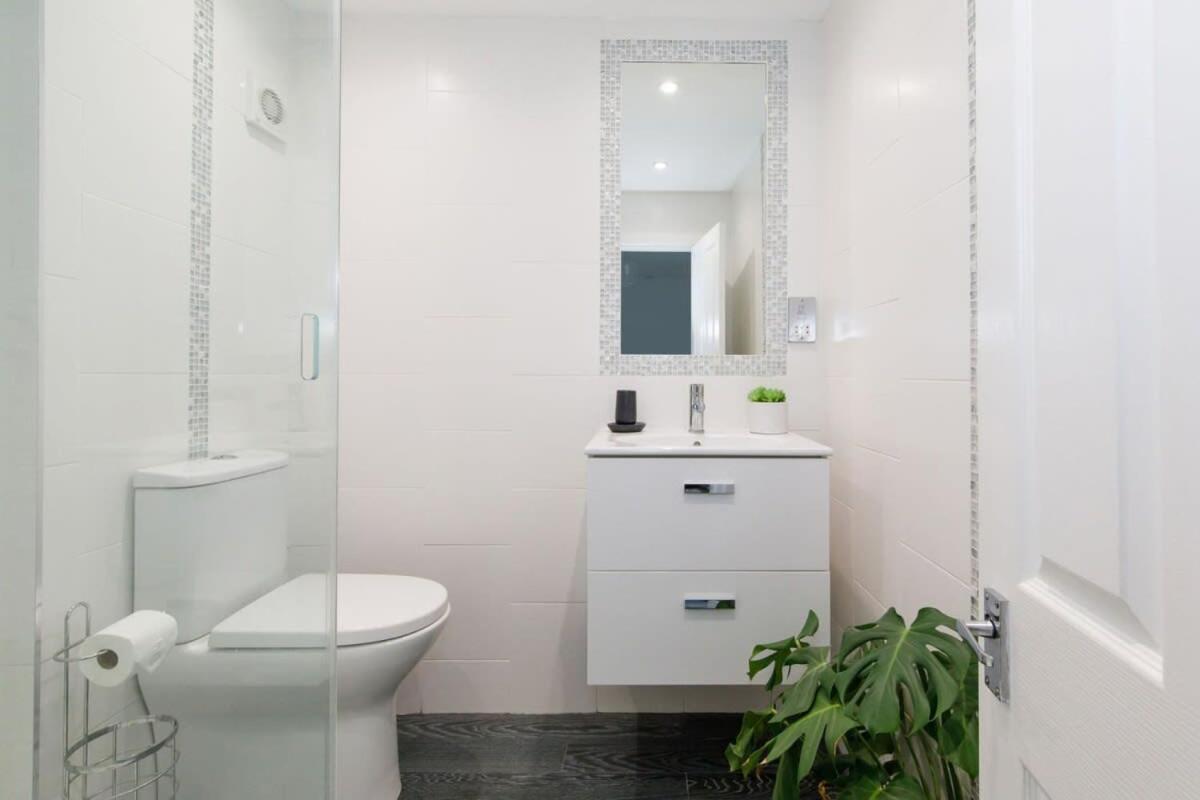Two Bed Seafront Escape In East Wittering Apartment ภายนอก รูปภาพ
